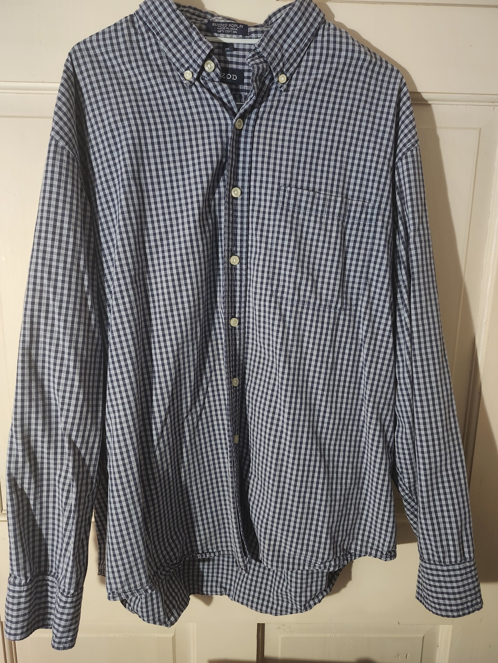 Izod Men's Navy and White Gingham Button-Down Shirt